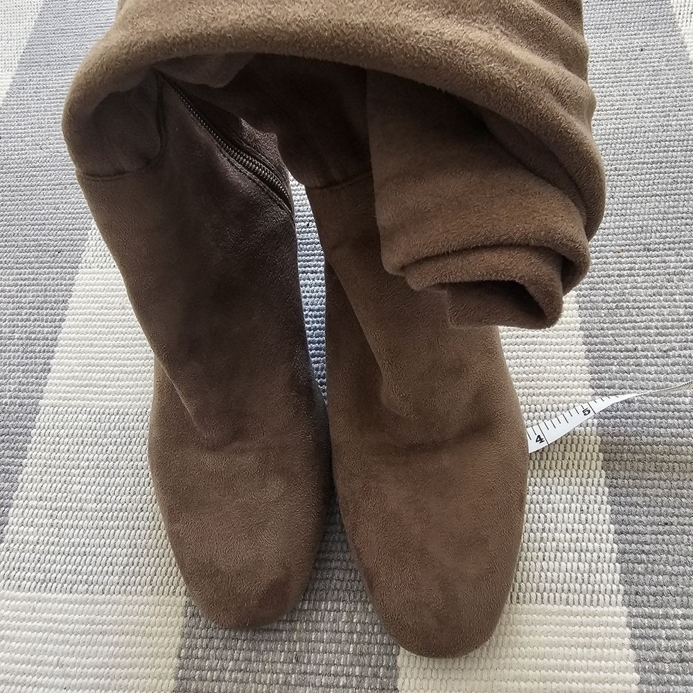 Vince Camuto Faux Suede Chunky-Heel Taupe Over the Knee Boots Sz 9 - Picture 7 of 7